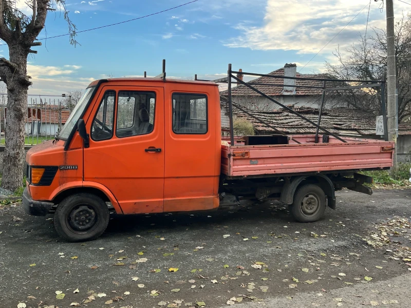 Mercedes-Benz 208 Бордови, снимка 2 - Бусове и автобуси - 48068867