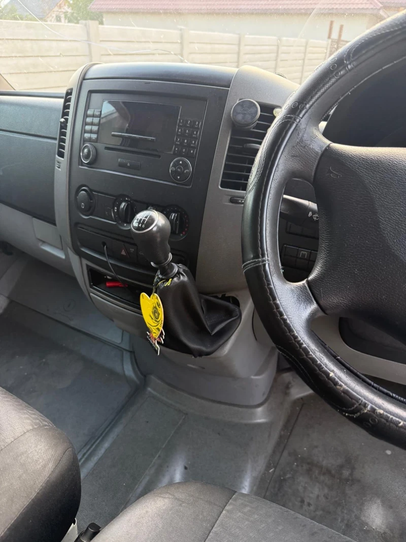 VW Crafter 2.0Tdi, снимка 5 - Бусове и автобуси - 51584605