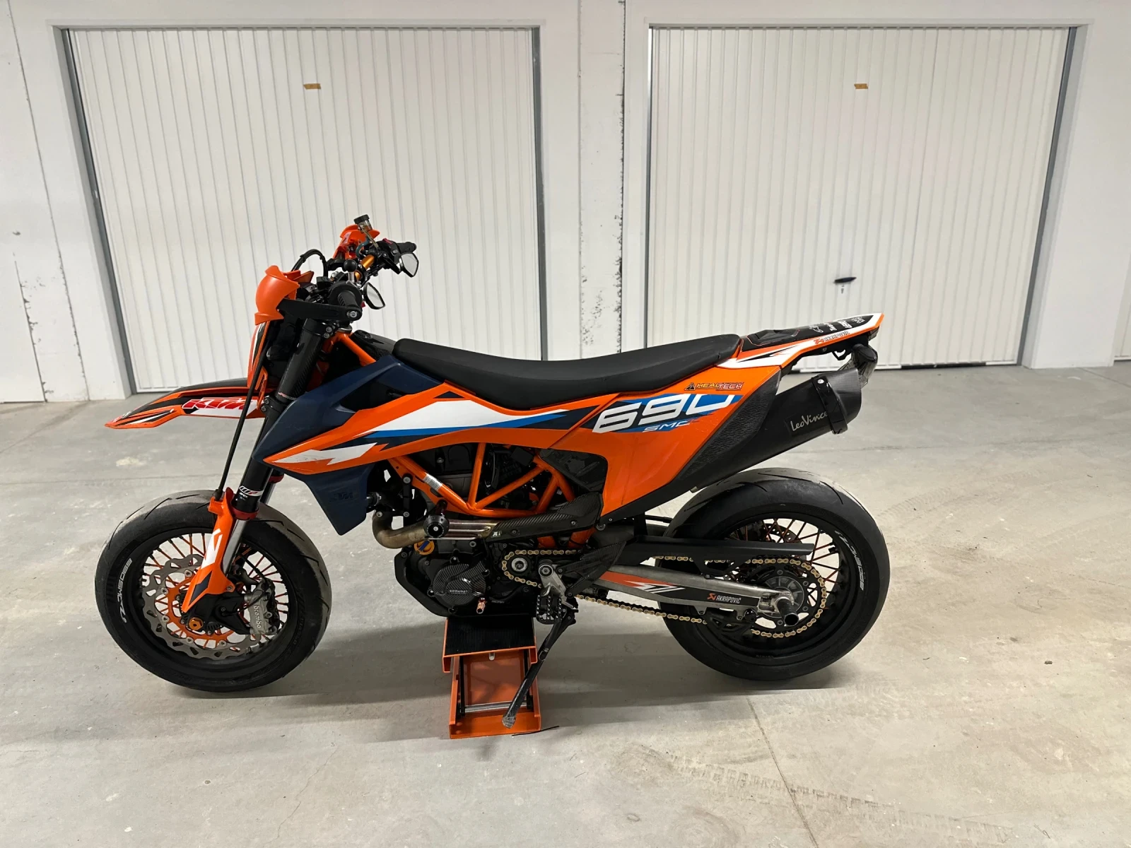 Ktm Supermoto KTM 690 smc R , снимка 4 - Мотоциклети и мототехника - 53706953