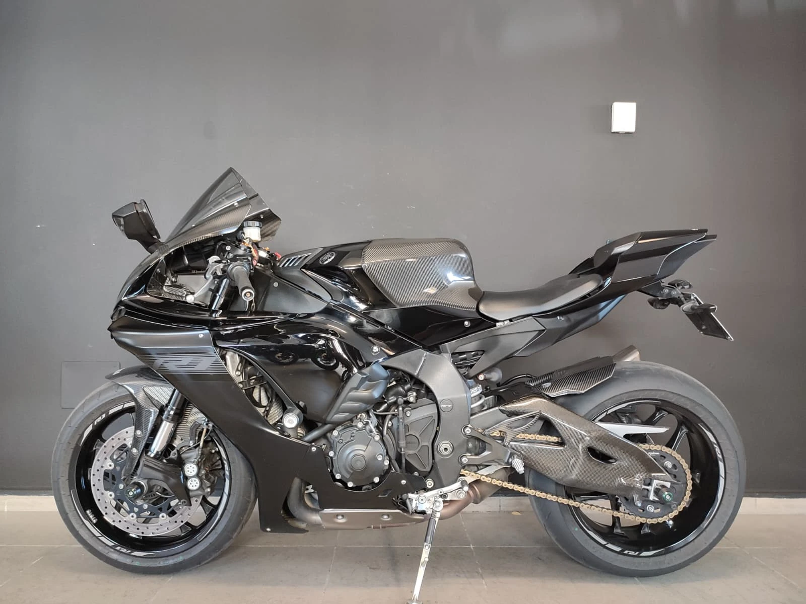 Yamaha YZF-R1, снимка 2 - Мотоциклети и мототехника - 55039184
