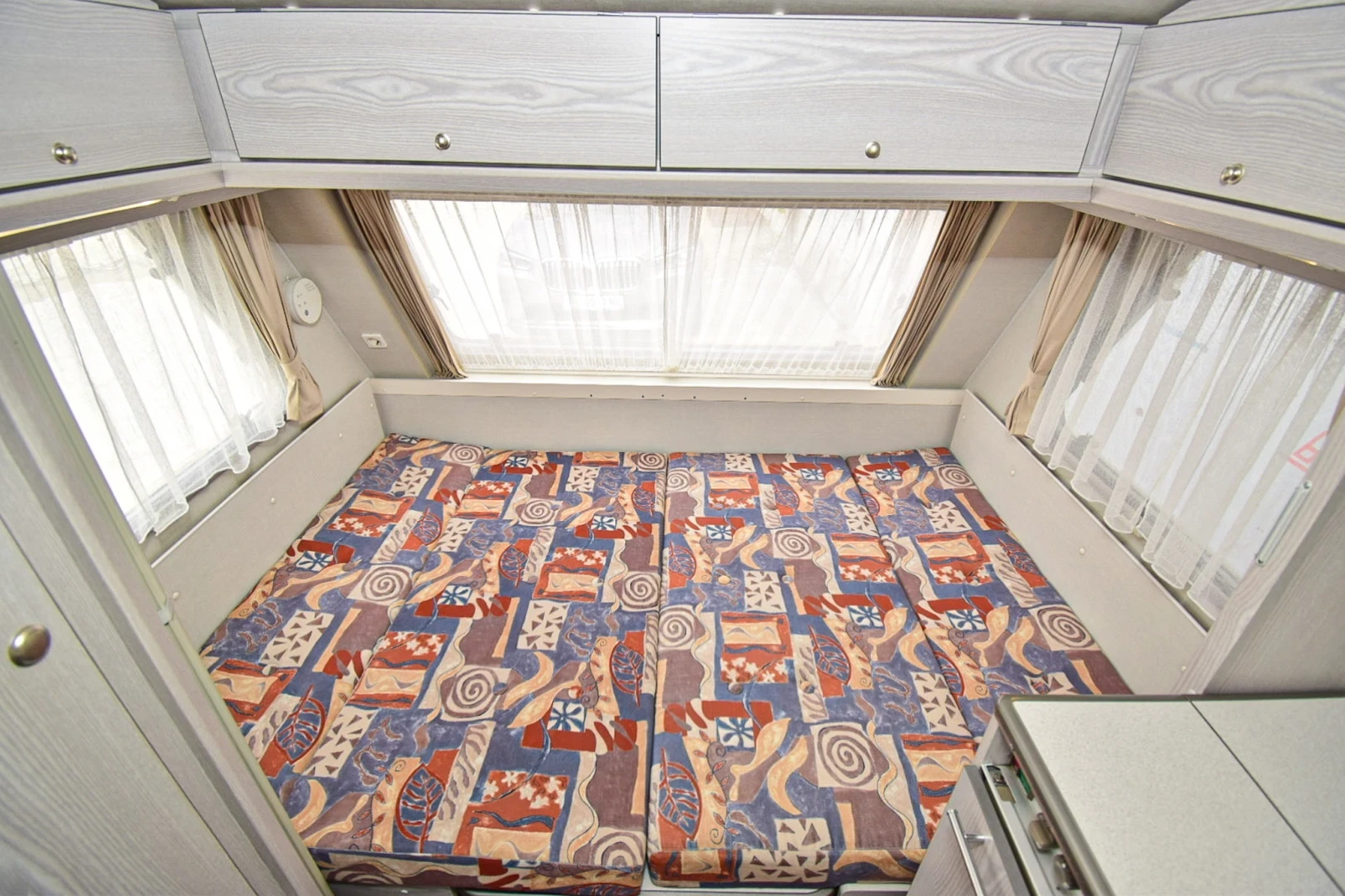 Каравана KIP Sun Line 41/ mover/ тента - изображение 8