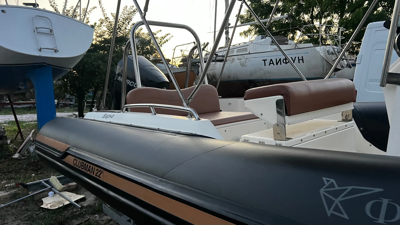 Надуваема лодка Joker Boat Barracuda Clubman 22, снимка 5 - Воден транспорт - 55657428