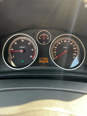 Opel Zafira B, снимка 17