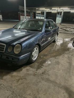 Mercedes-Benz E 200 Е200 1.8, снимка 1