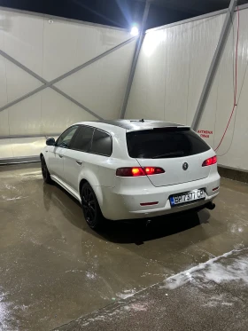 Обява за продажба на Alfa Romeo 159 sportwagon 1.9JTDm Sport Tourismo ~6 000 лв. - изображение 2
