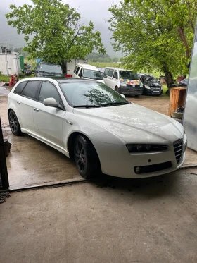 Обява за продажба на Alfa Romeo 159 sportwagon 1.9JTDm Sport Tourismo ~6 000 лв. - изображение 1