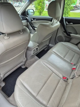 Обява за продажба на Honda Accord 2.4 АВТОМАТ* EXECUTIVE* СЕРВИЗНА ИСТОРИЯ  ~18 499 лв. - изображение 6