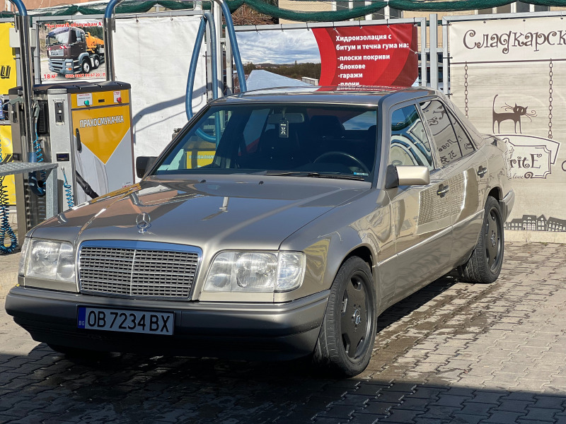 Mercedes-Benz 124 320бензин, снимка 1 - Автомобили и джипове - 46365426