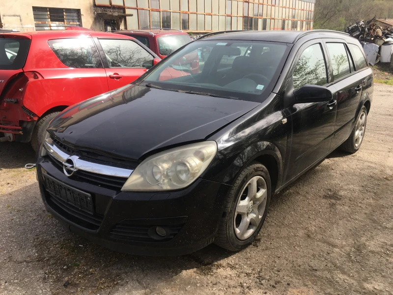 Opel Astra 1.7 cdti, снимка 1 - Автомобили и джипове - 45073887