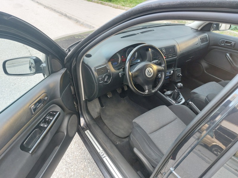 VW Golf 1.9TDI 90KC, снимка 6 - Автомобили и джипове - 45484174