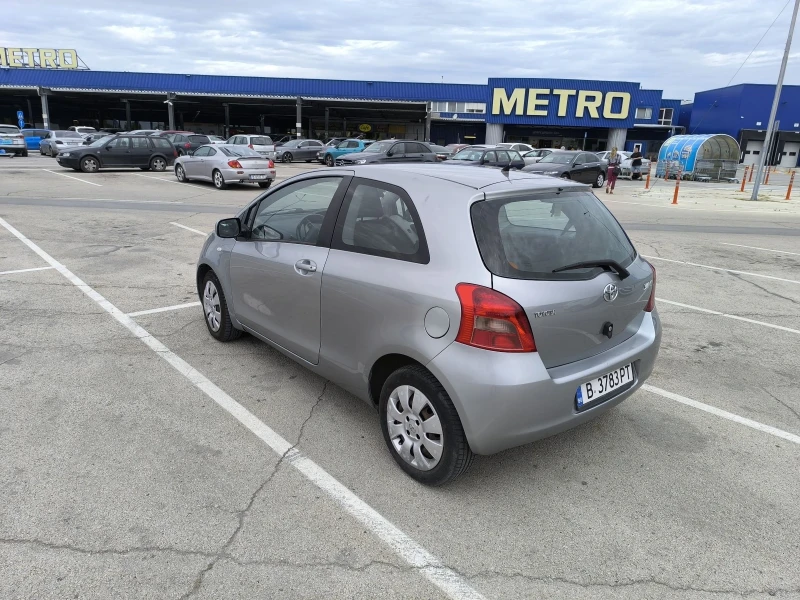 Toyota Yaris 1.3 , снимка 3 - Автомобили и джипове - 47293425