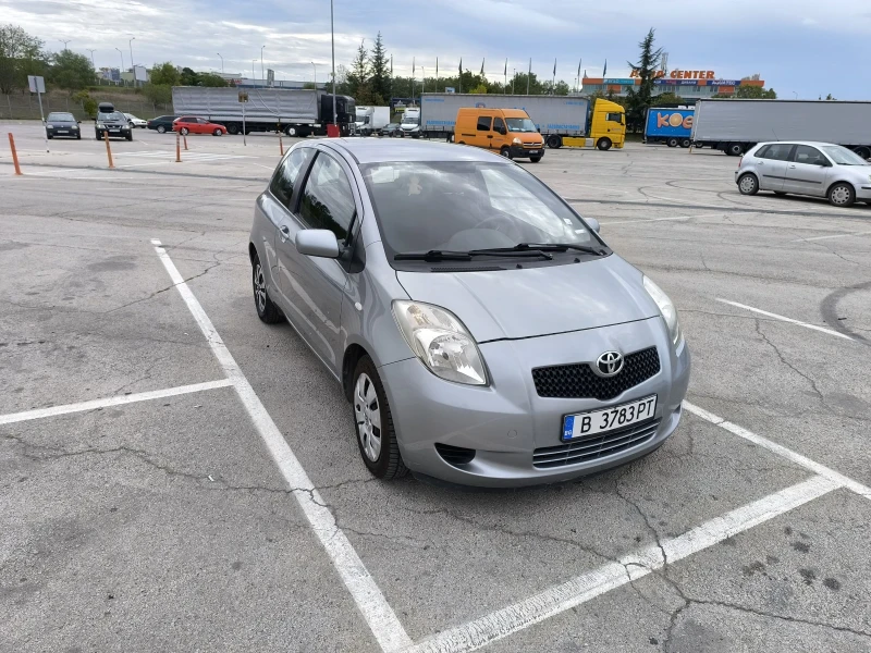 Toyota Yaris 1.3 , снимка 7 - Автомобили и джипове - 47293425