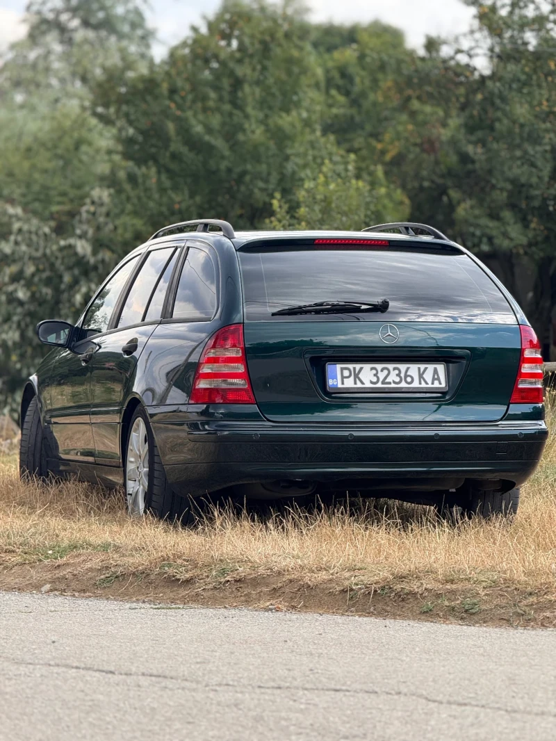 Mercedes-Benz C 220 TOP, снимка 2 - Автомобили и джипове - 47396977