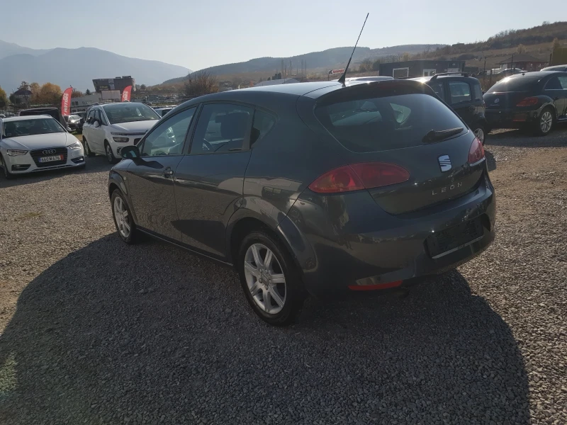 Seat Leon 1.9 TDI 105 kc, снимка 4 - Автомобили и джипове - 47851170