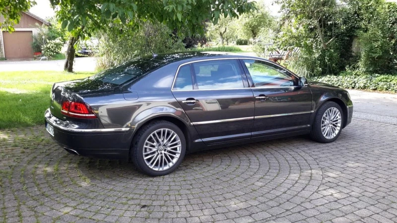 VW Phaeton, снимка 6 - Автомобили и джипове - 48226076