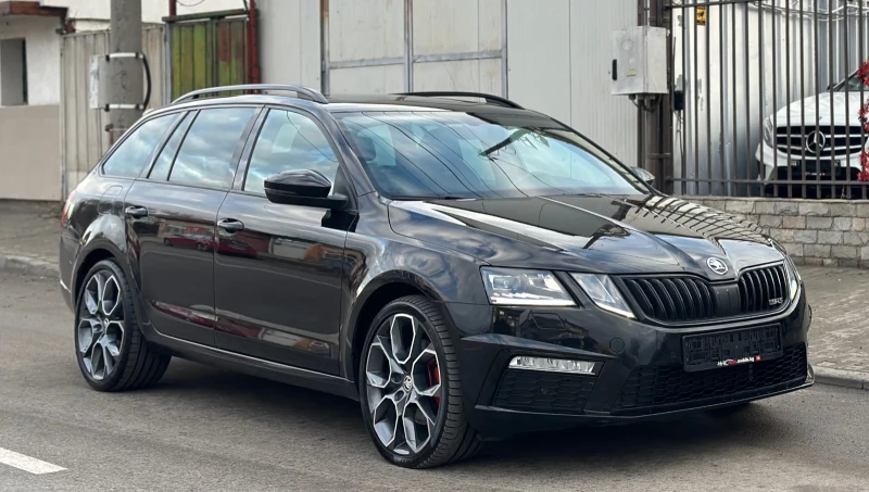 Skoda Octavia Vrs 2.0TDI/Панорама/DSG/Distronic/Camera/ШВЕЙЦАРИЯ, снимка 1 - Автомобили и джипове - 48634318