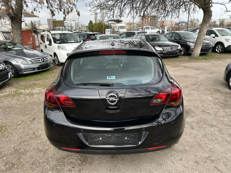 Opel Astra 1.7 CDTI COSMO, снимка 5 - Автомобили и джипове - 49486136