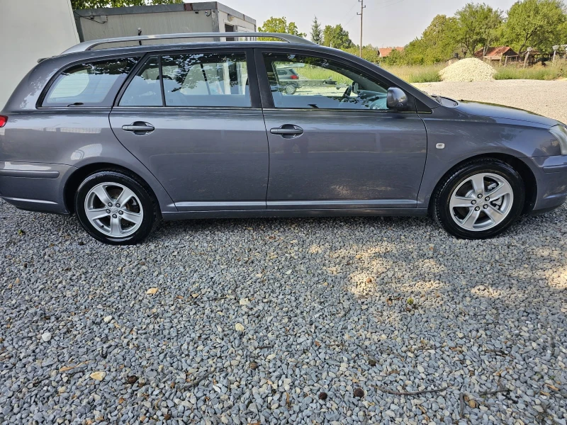 Toyota Avensis 2.0vvti 150k.s, снимка 4 - Автомобили и джипове - 51342879