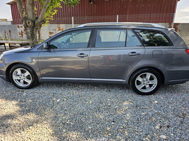 Toyota Avensis 2.0vvti 150k.s, снимка 7 - Автомобили и джипове - 51342879