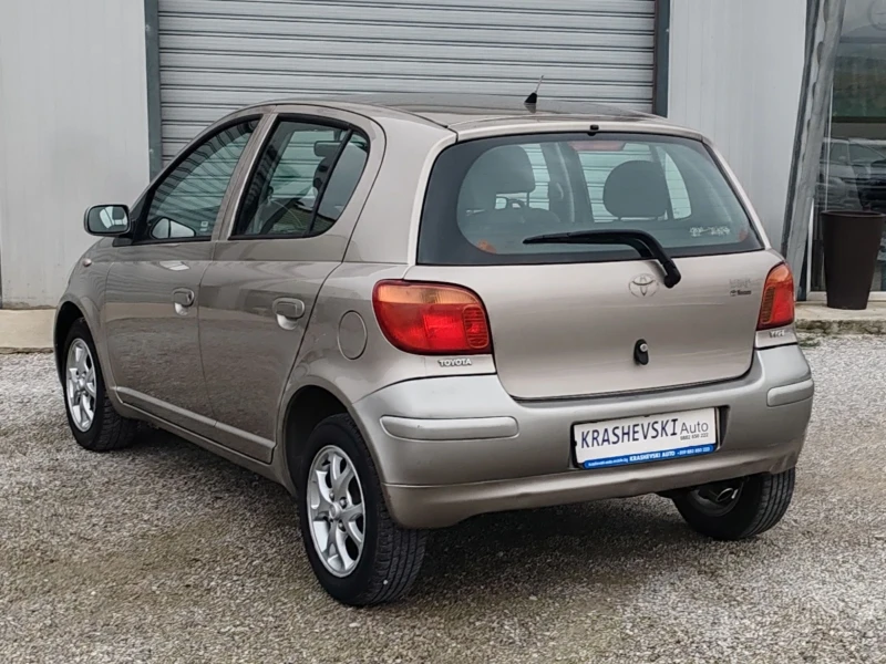 Toyota Yaris 1.3vvt-i, снимка 4 - Автомобили и джипове - 52584977