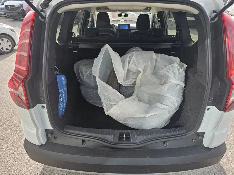 Dacia Jogger 1.0 TCe 90 Stop&Start LPG, снимка 14 - Автомобили и джипове - 52636783