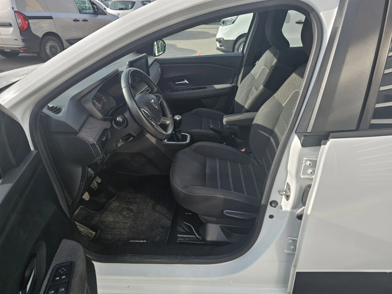 Dacia Jogger 1.0 TCe 90 Stop&Start LPG, снимка 13 - Автомобили и джипове - 52636783