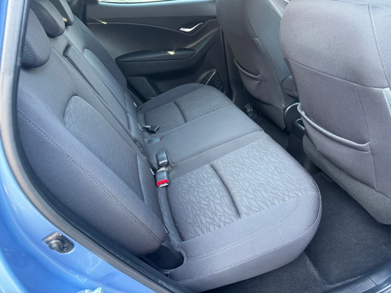 Hyundai Ix20 1.6 i, снимка 10 - Автомобили и джипове - 52653761