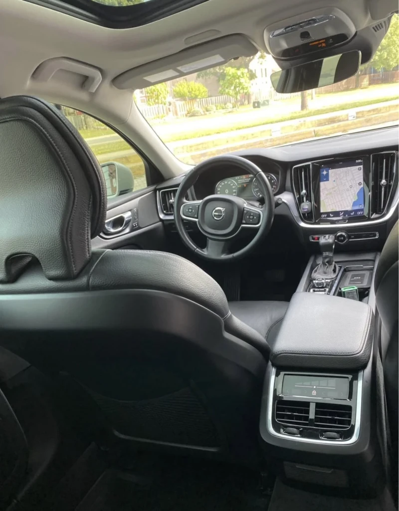 Volvo V60 * * AWD T6 MOMENTUM* * CARFAX* * АВТОКРЕДИТ* * , снимка 9 - Автомобили и джипове - 52823267