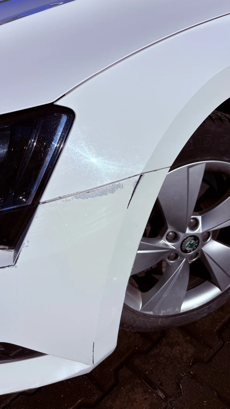 Skoda Superb, снимка 3 - Автомобили и джипове - 52927790