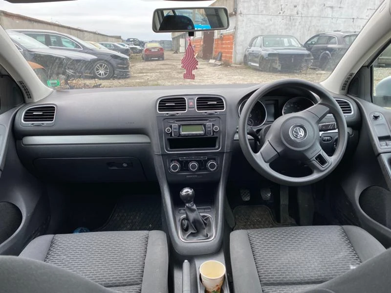 VW Golf 1.4, снимка 7 - Автомобили и джипове - 40418256