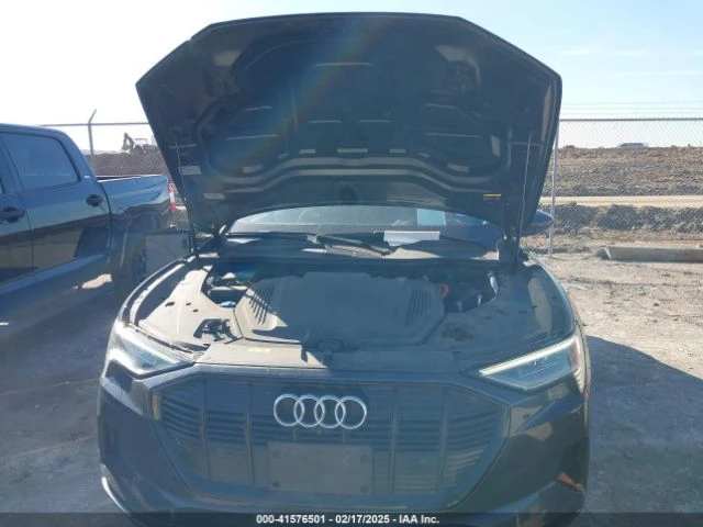 Audi E-Tron PRESTIGE QUATTRO CARFAX АВТО КРЕДИТ  - изображение 3