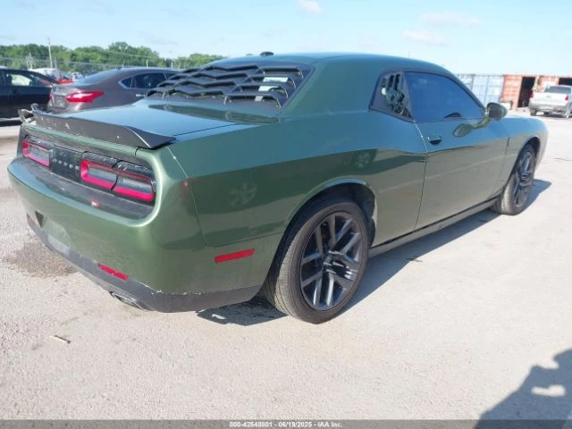 Dodge Challenger SXT - изображение 6