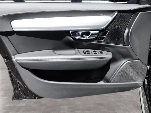 Volvo V90 B4 = Ultimate Dark = Гаранция, снимка 4 - Автомобили и джипове - 52945010