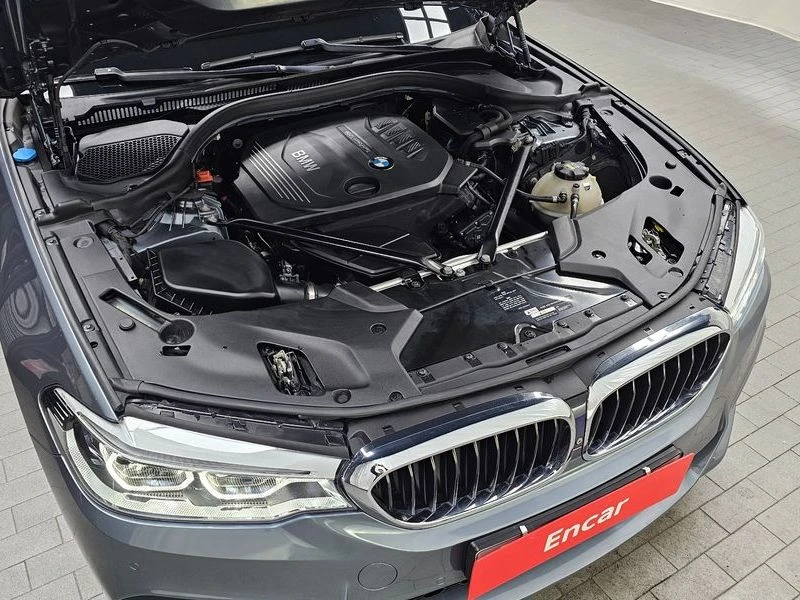 BMW 520 520d M-Sport, снимка 6 - Автомобили и джипове - 54212418