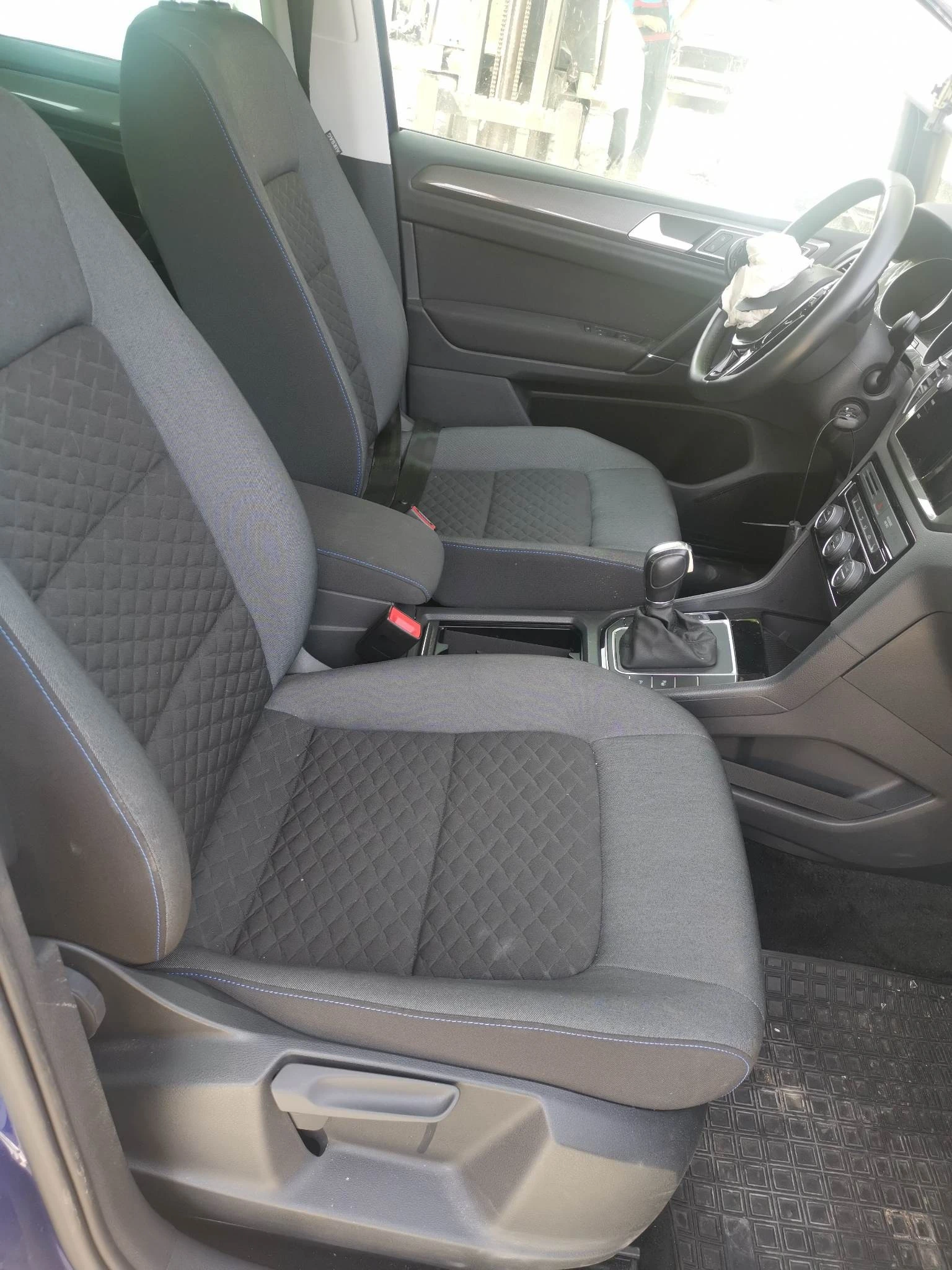 VW Sportsvan  1.0tsi | Mobile.bg   17