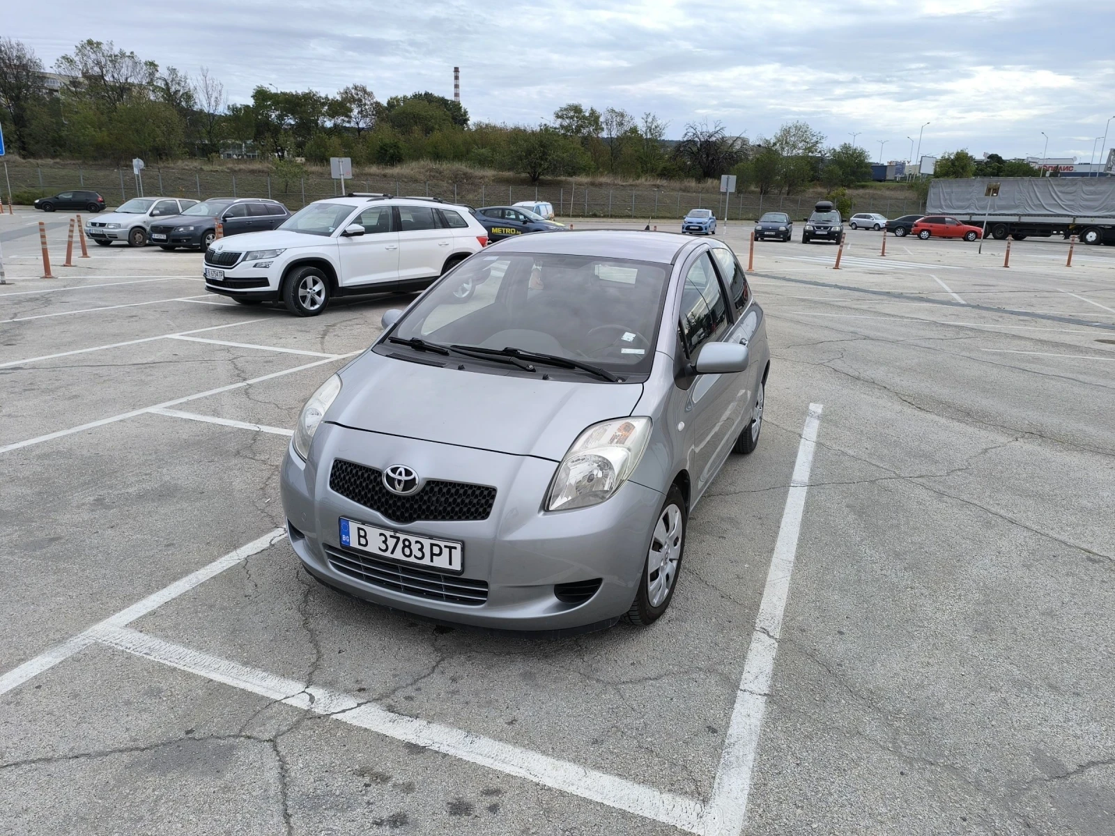 Toyota Yaris 1.3  - изображение 2