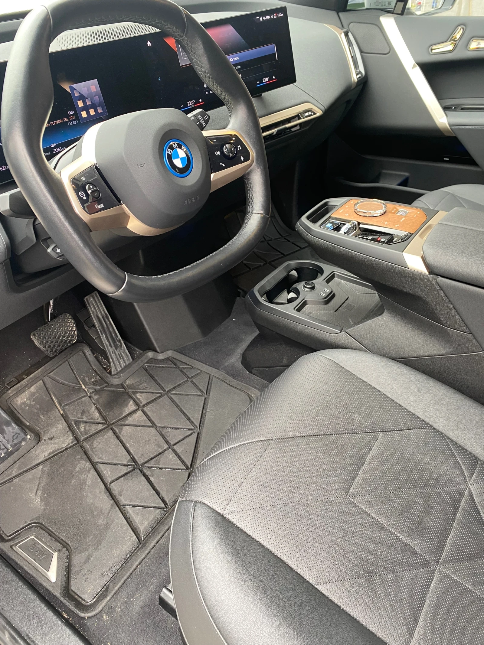 BMW iX xdrive40 - изображение 8