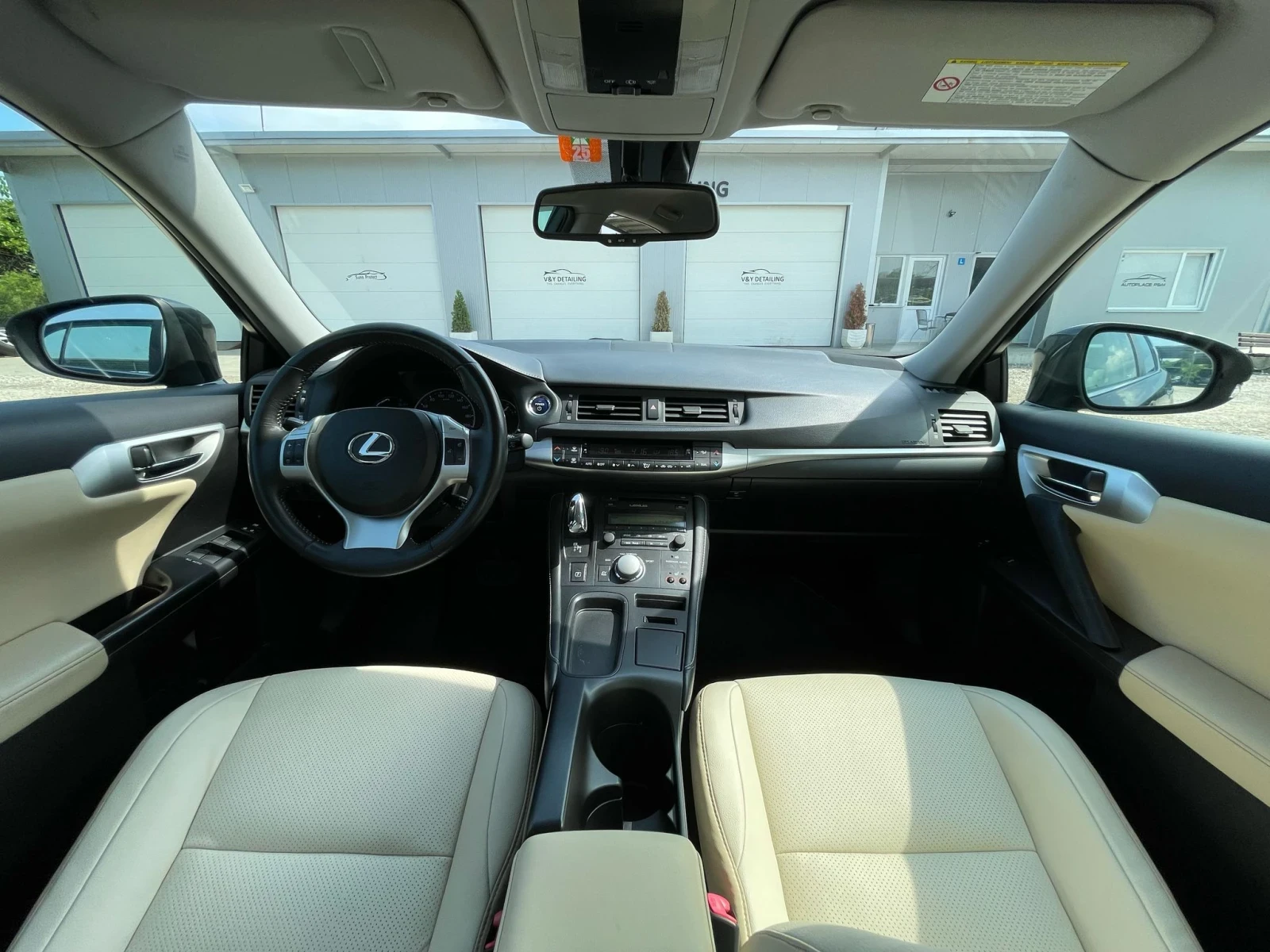 Lexus CT 200h Гаранция+ Обслужване  - изображение 9