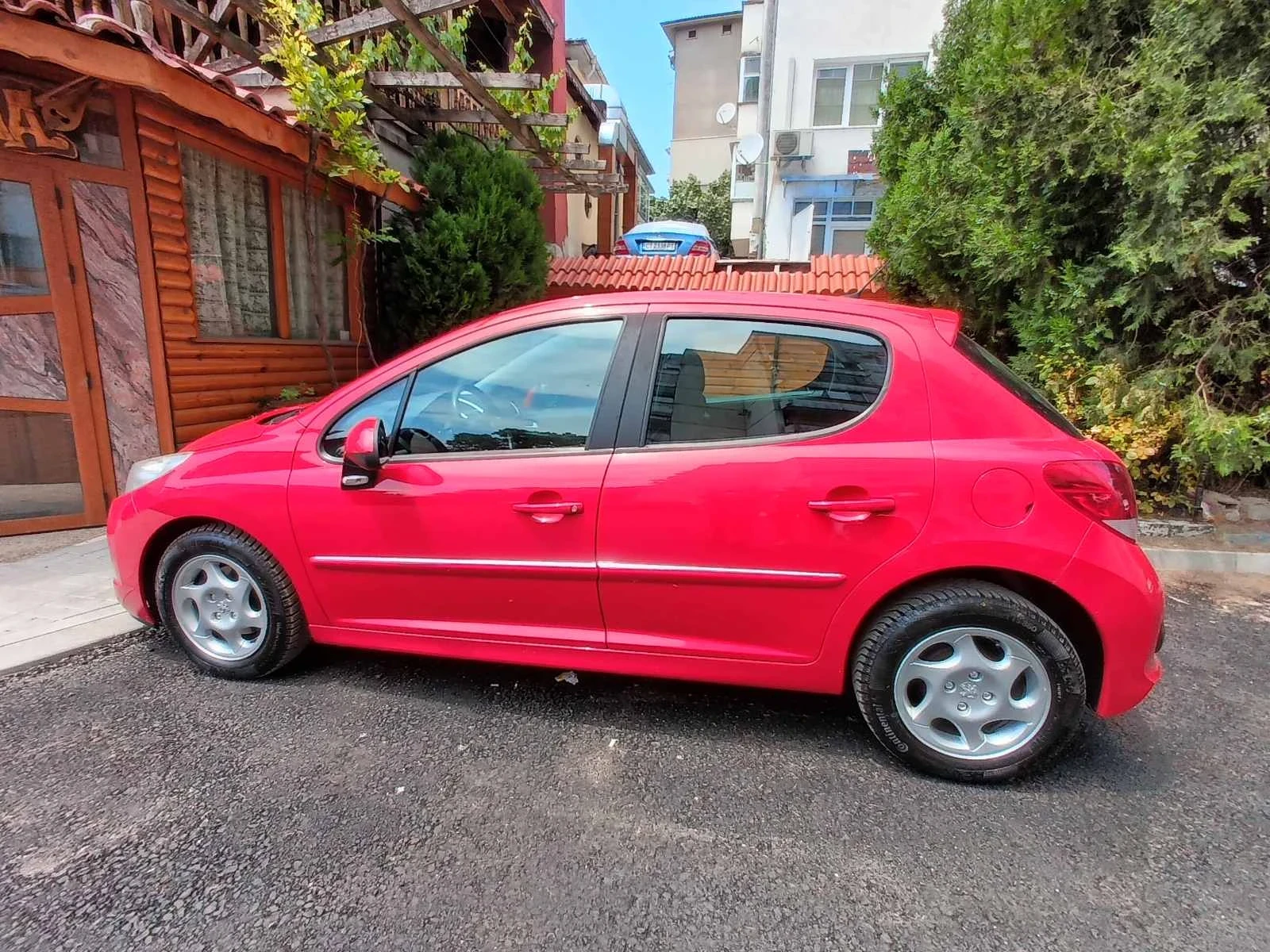 Peugeot 207 1.4 - изображение 2
