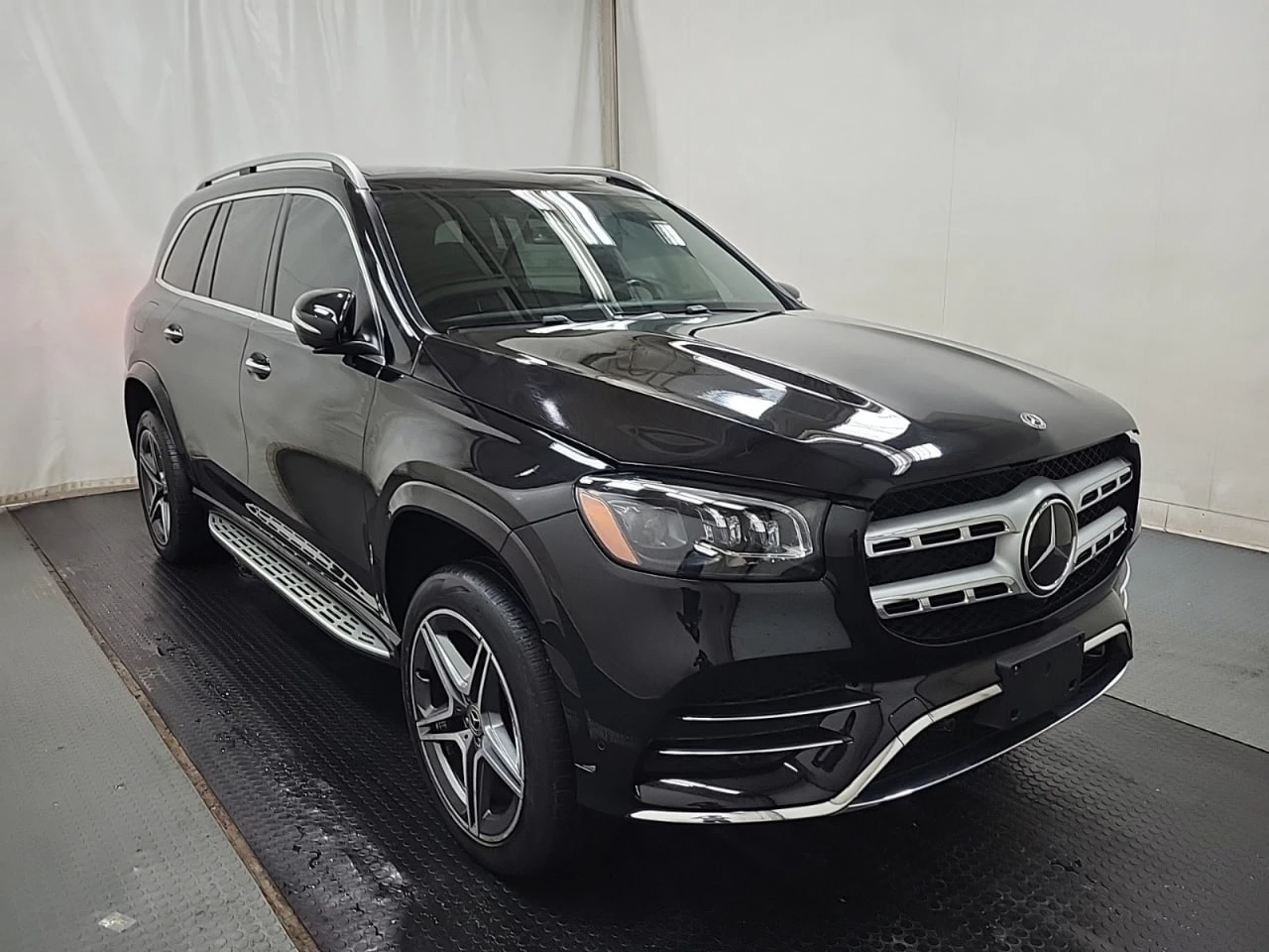 Mercedes-Benz GLS 450 * CARFAX * АВТО КРЕДИТ * ЦЕНА ДО БГ! - изображение 3