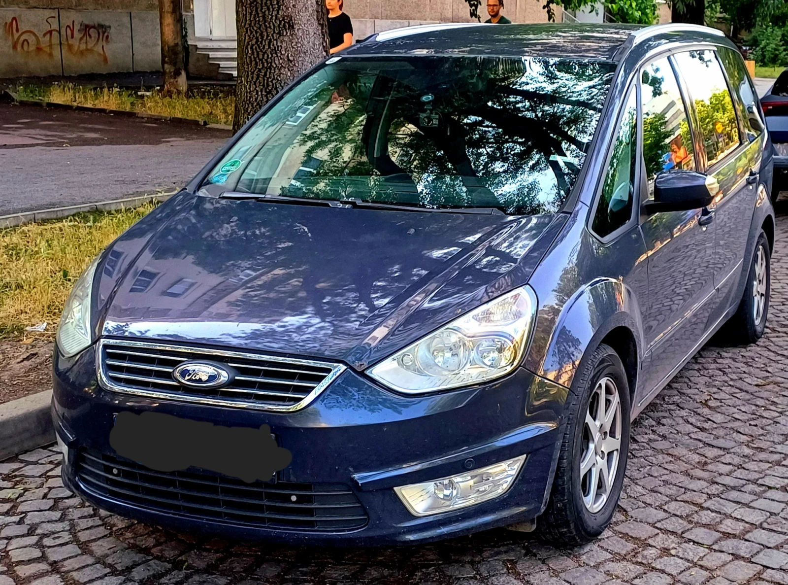 Ford Galaxy 2.0 tdci - изображение 2