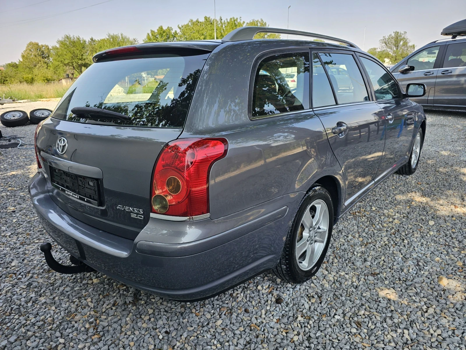 Toyota Avensis 2.0vvti 150k.s - изображение 5