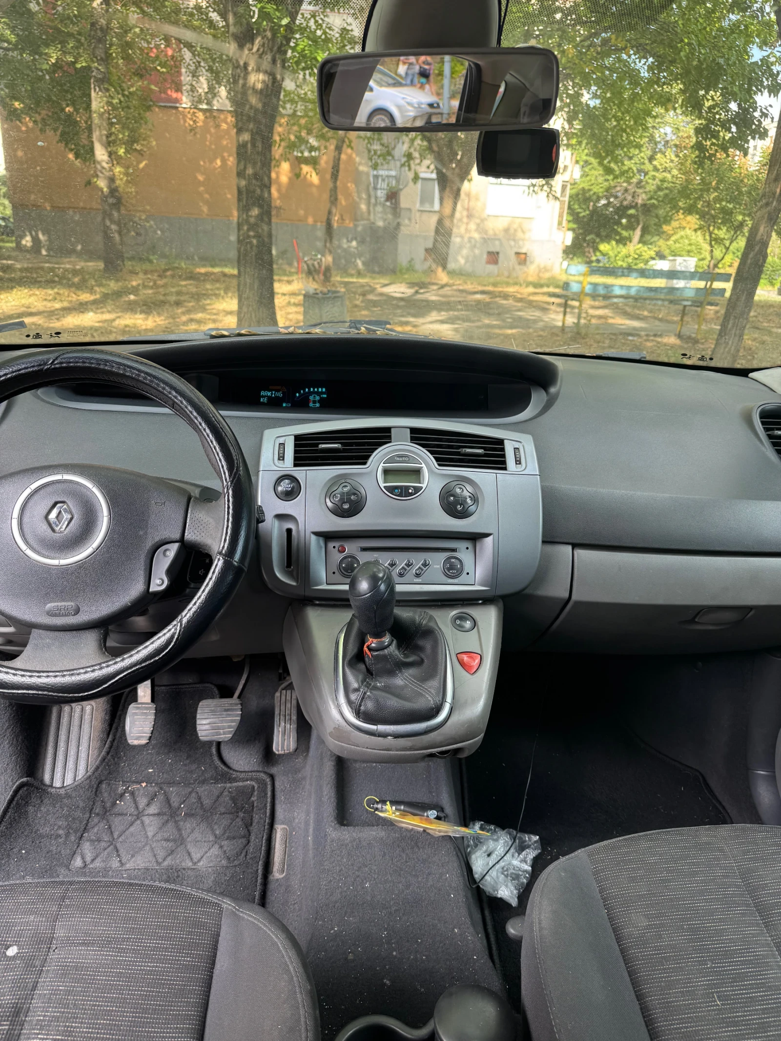 Renault Scenic 1.5 dci - изображение 7