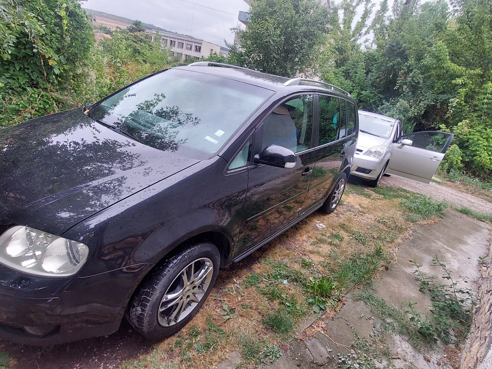 VW Touran 2.0 - изображение 10