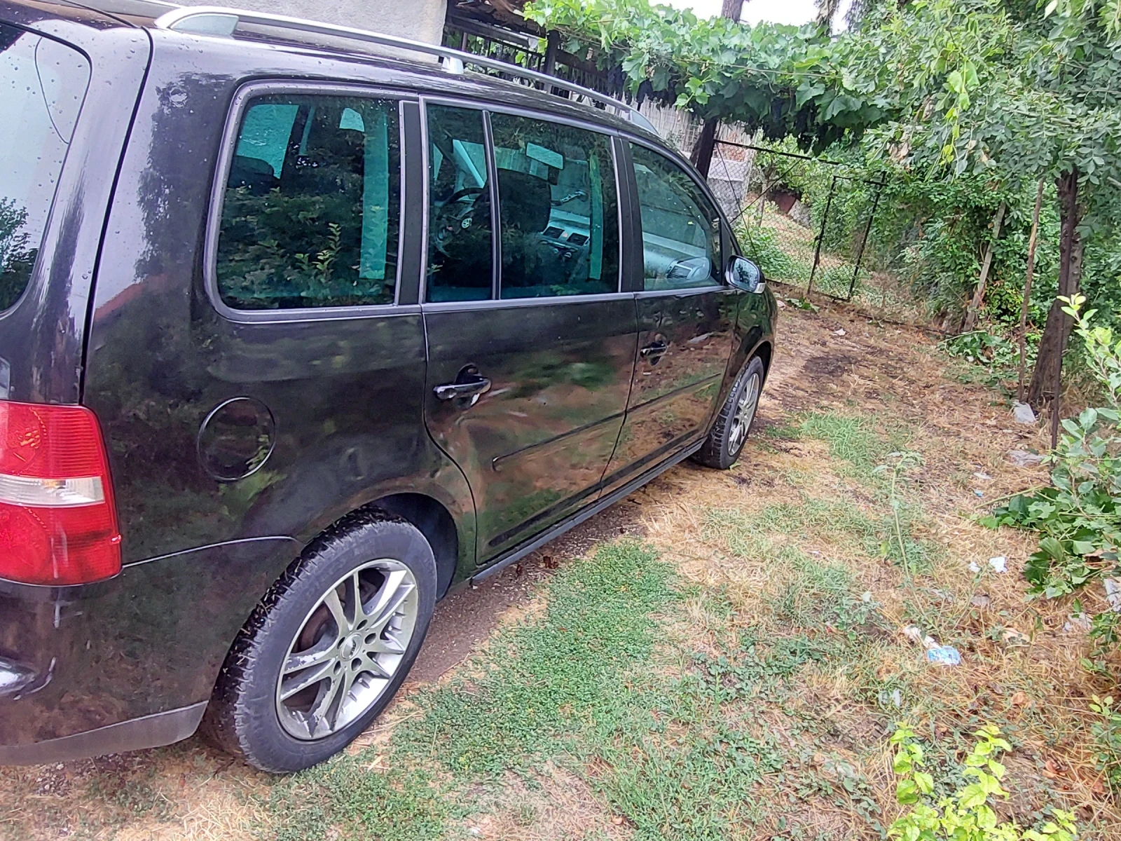 VW Touran 2.0 - изображение 8