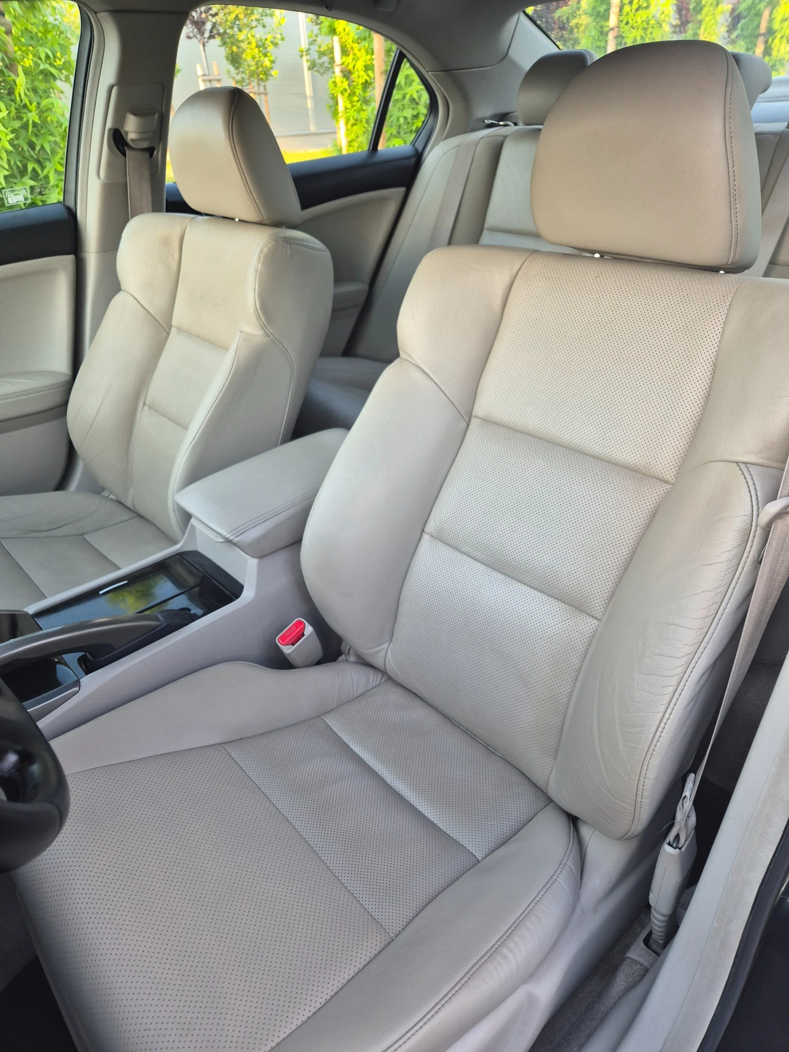 Honda Accord 2.4 АВТОМАТ* EXECUTIVE* СЕРВИЗНА ИСТОРИЯ  - изображение 6