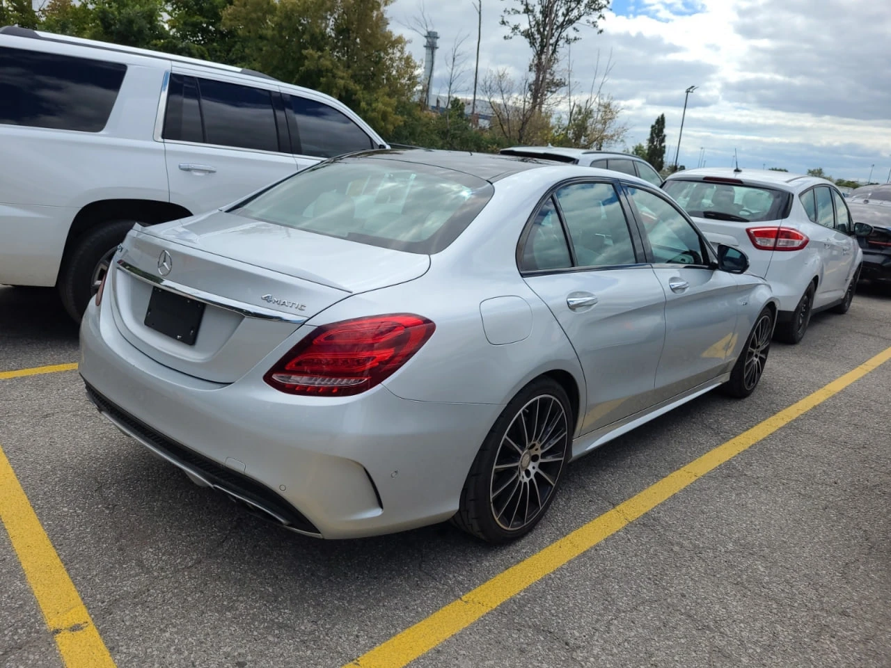 Mercedes-Benz C 450 AMG AWD * CARFAX * АвтоКредит * Цена до България*  - изображение 3
