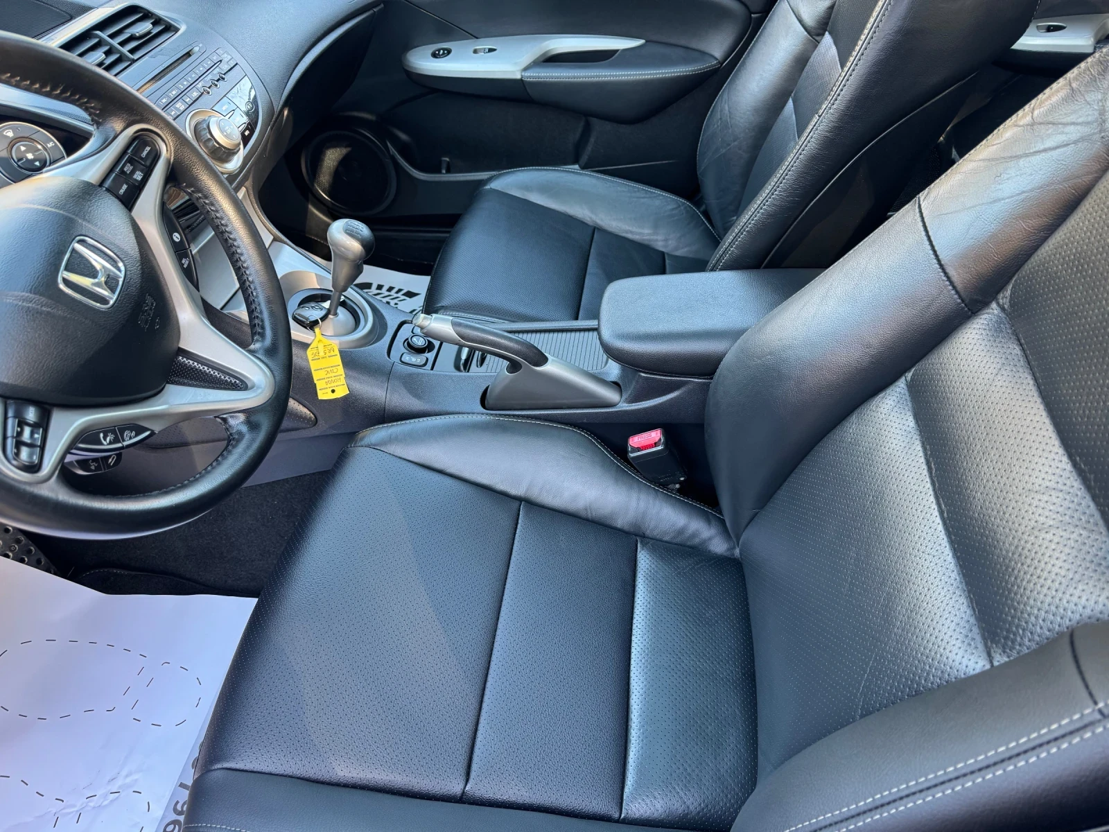 Honda Civic 2200-140 кс нави кожа панорама - изображение 10