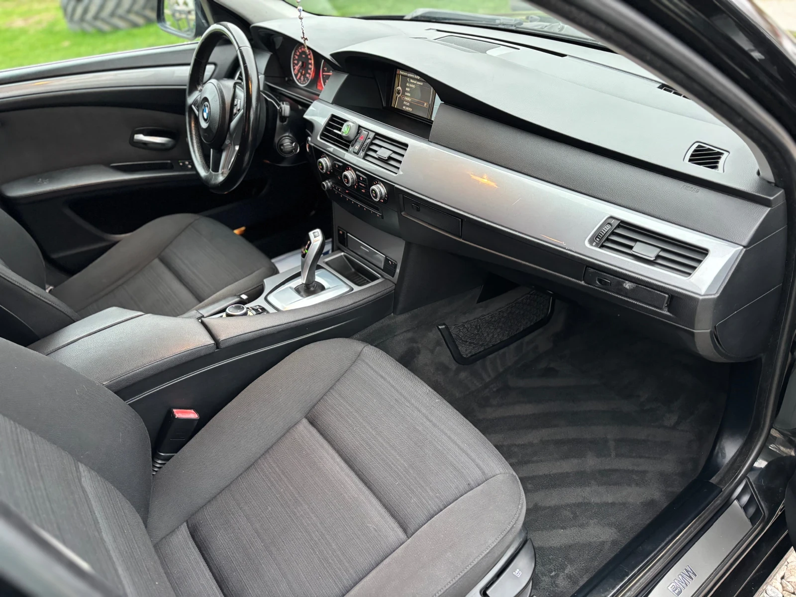 BMW 530 3.0 197 2009  | Mobile.bg   11