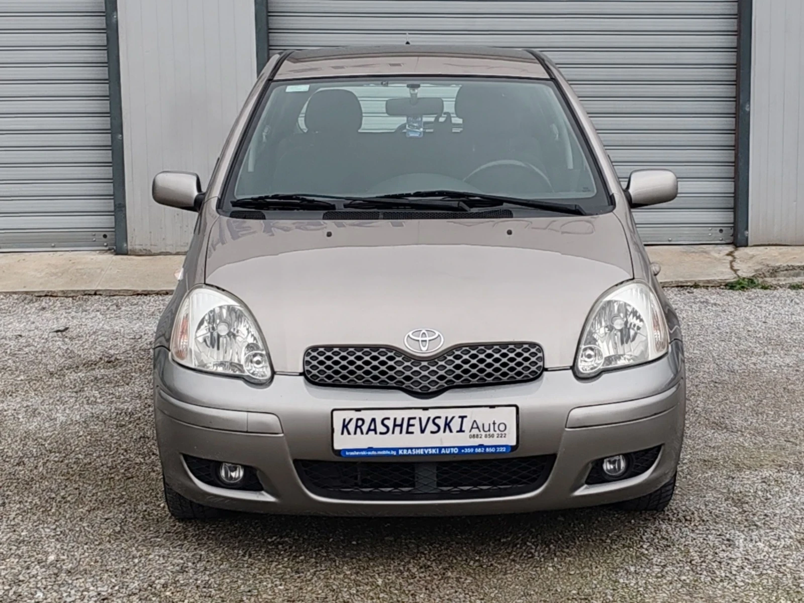 Toyota Yaris 1.3vvt-i - изображение 2